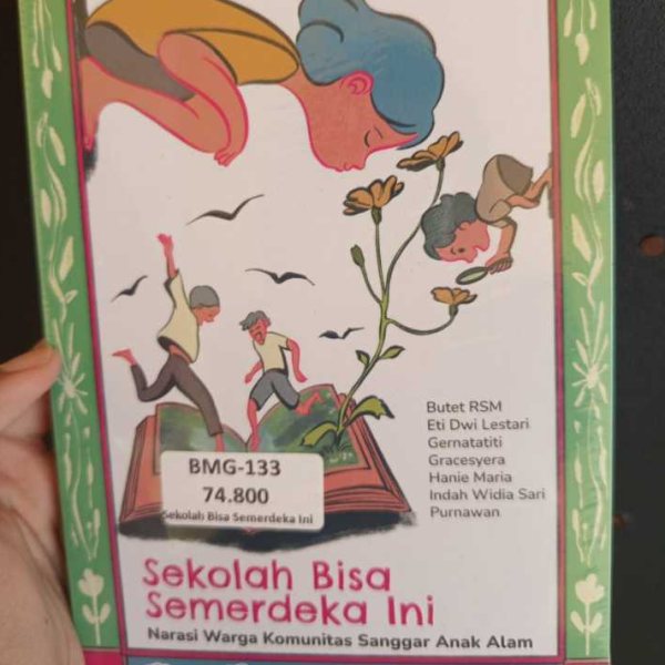 Sampul buku SEKOLAH BISA SEMERDEKA INI